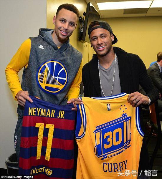 包含太狠了！Faker在瑞士队比赛中惊艳表现库里在巴塞罗那比赛中惊险取胜，费城76人围绕葡超复出首秀的词条